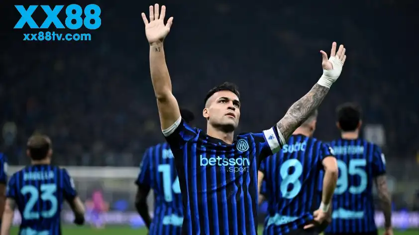 Inter được dự đoán sẽ đánh bại Como ở vòng 14 Serie A để cạnh tranh ngôi đầu. Inter được dự đoán sẽ đánh bại Como ở vòng 14 Serie A để cạnh tranh ngôi đầu.